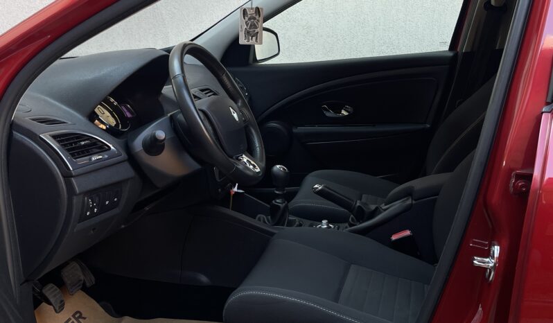 Renault Megane Facelift Limited 2015 full