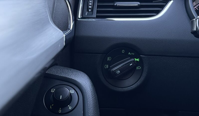 Skoda Octavia Drive 2.0 TDI DSG  2018 full