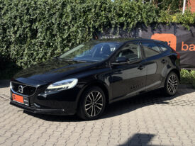VOLVO V 40 D3 MOMENTUM Facelift 2.0 D 2017