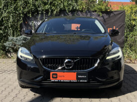 VOLVO V 40 D3 MOMENTUM Facelift 2.0 D 2017