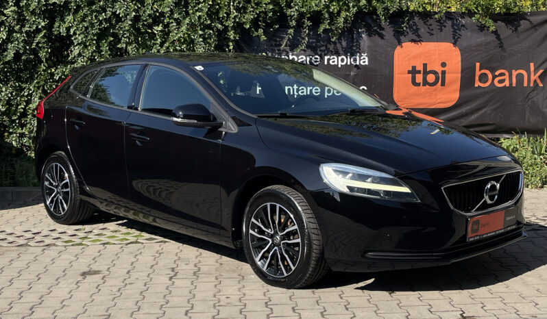 VOLVO V 40 D3 MOMENTUM Facelift 2.0 D 2017 full