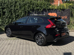 VOLVO V 40 D3 MOMENTUM Facelift 2.0 D 2017 full