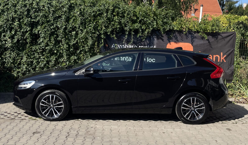VOLVO V 40 D3 MOMENTUM Facelift 2.0 D 2017 full