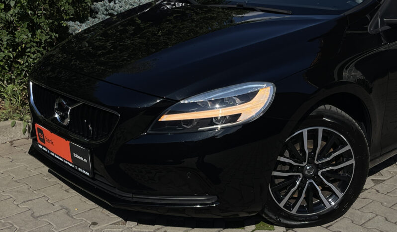 VOLVO V 40 D3 MOMENTUM Facelift 2.0 D 2017 full