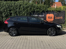 VOLVO V 40 D3 MOMENTUM Facelift 2.0 D 2017 full