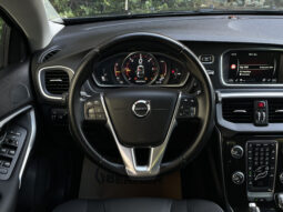 VOLVO V 40 D3 MOMENTUM Facelift 2.0 D 2017 full