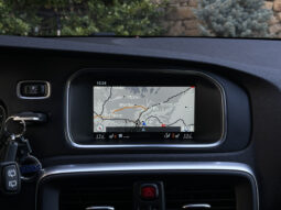 VOLVO V 40 D3 MOMENTUM Facelift 2.0 D 2017 full